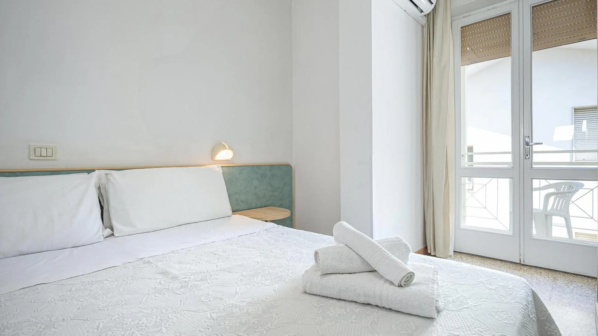 Hotel Luca Valverde  2*, Valverde (Emilia-Romagna) Italia