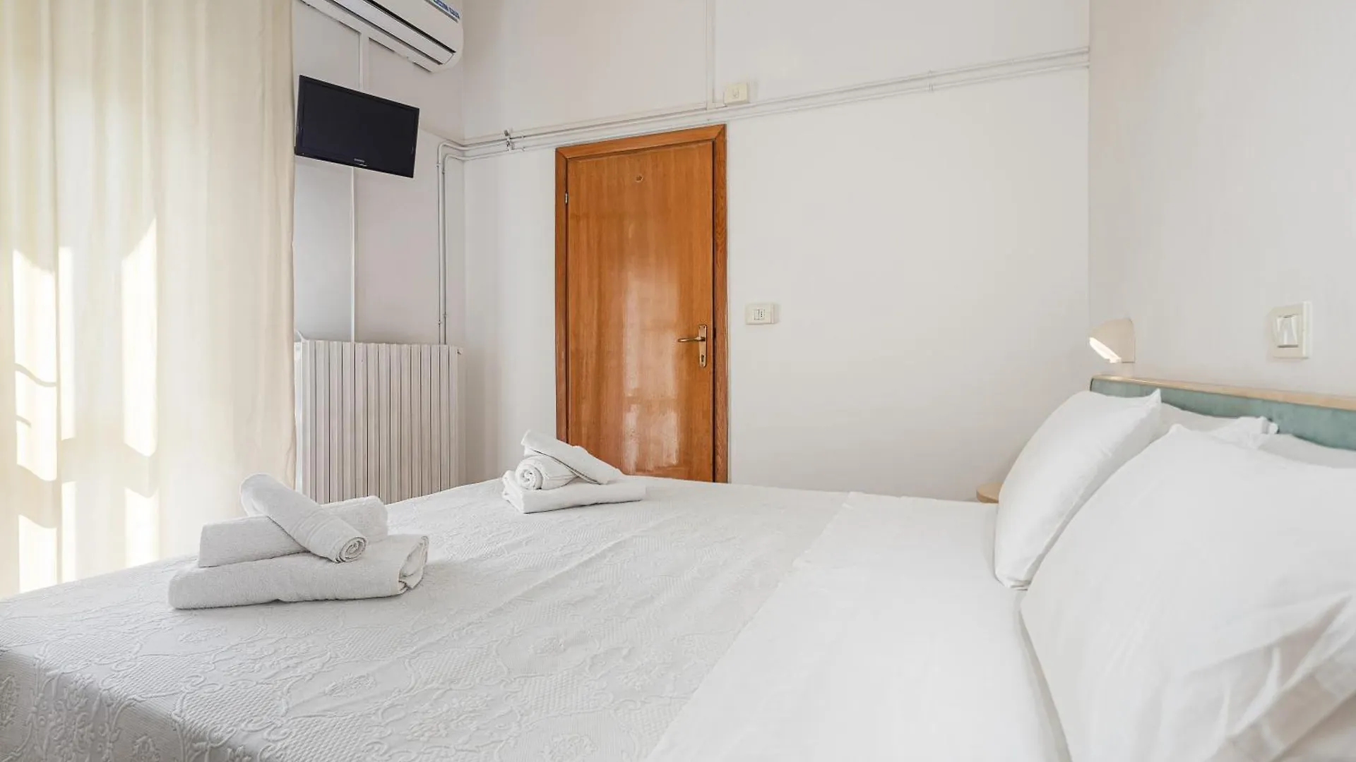 Hotel Luca Valverde